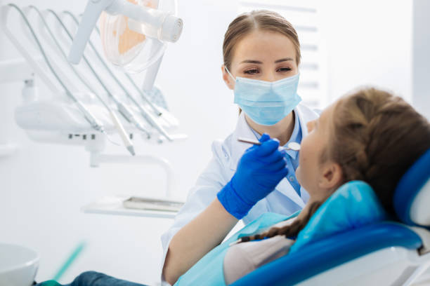 Best Emergency Dental Care  in Easton, CA